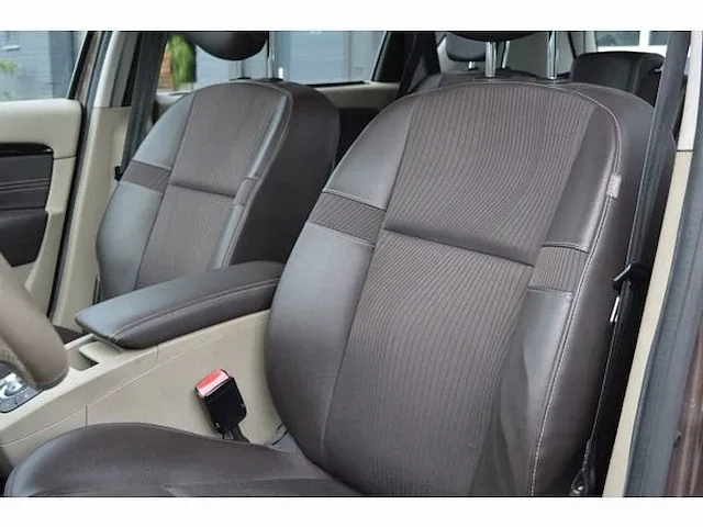 Renault scénic 1.4 tce privilege | 1-xbh-15 | 2010 | volledige historie | - afbeelding 28 van  43