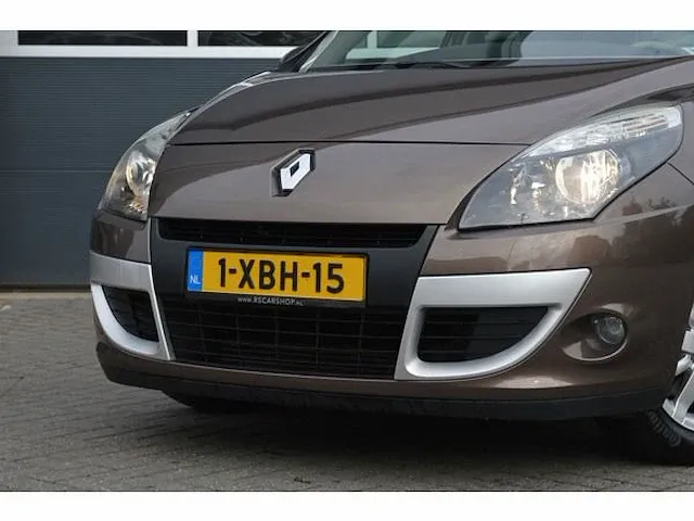 Renault scénic 1.4 tce privilege | 1-xbh-15 | 2010 | volledige historie | - afbeelding 23 van  43