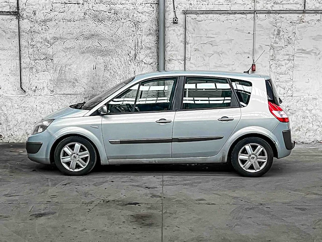 Renault scénic 1.6-16v expr. basis 113pk 2004, 20-pr-dk - afbeelding 5 van  30