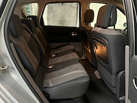 Renault scénic 1.6-16v expr. basis 113pk 2004, 20-pr-dk - afbeelding 21 van  30