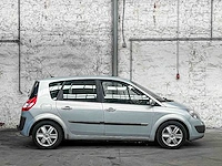 Renault scénic 1.6-16v expr. basis 113pk 2004, 20-pr-dk - afbeelding 27 van  30