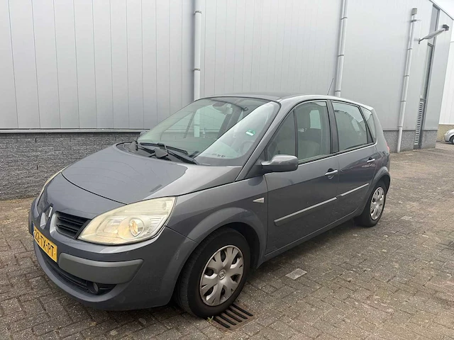 Renault scénic 1.6-16v priv. comf , 22-tx-pt - afbeelding 1 van  22