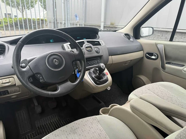 Renault scénic 1.6-16v priv. comf , 22-tx-pt - afbeelding 18 van  22