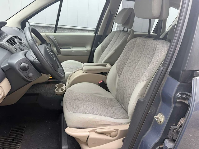 Renault scénic 1.6-16v priv. comf , 22-tx-pt - afbeelding 20 van  22