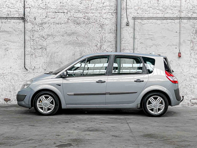Renault scénic 1.6-16v priv.luxe 113pk 2004, 97-ntg-1 - afbeelding 8 van  38