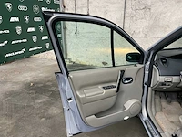 Renault scénic 1.6-16v priv.luxe 113pk 2004, 97-ntg-1 - afbeelding 20 van  38