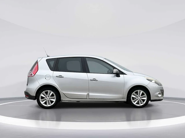 Renault scénic 1.6 dci parisiènne 2011 | 76-rlg-4 - afbeelding 29 van  31