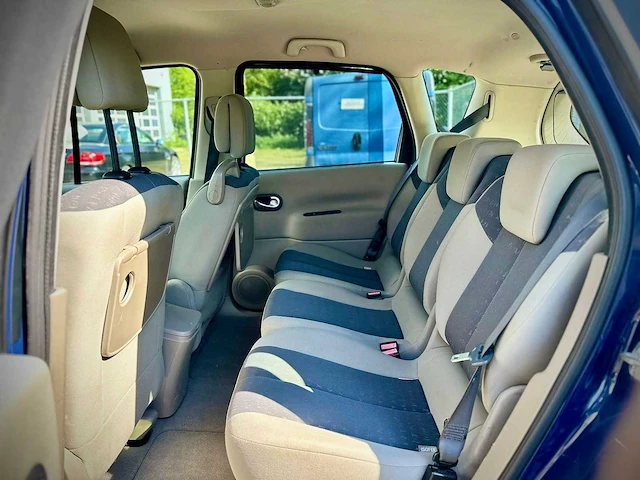 Renault scénic 2.0 16v authentique comfort, 40-st-dj - afbeelding 2 van  15