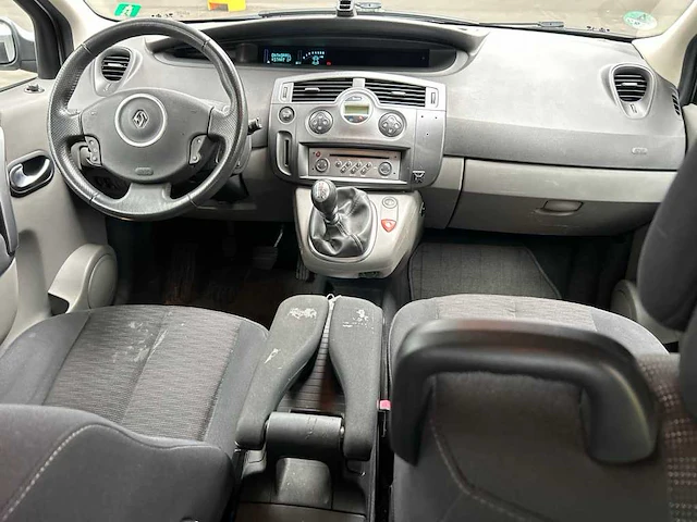 Renault scénic 2.0-16v dynamique 2007 | 21-xj-tj - afbeelding 7 van  19
