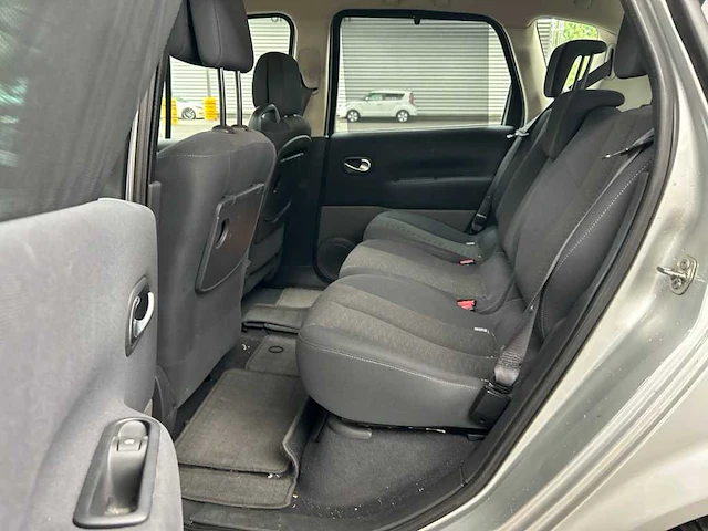 Renault scénic 2.0-16v dynamique 2007 | 21-xj-tj - afbeelding 9 van  19