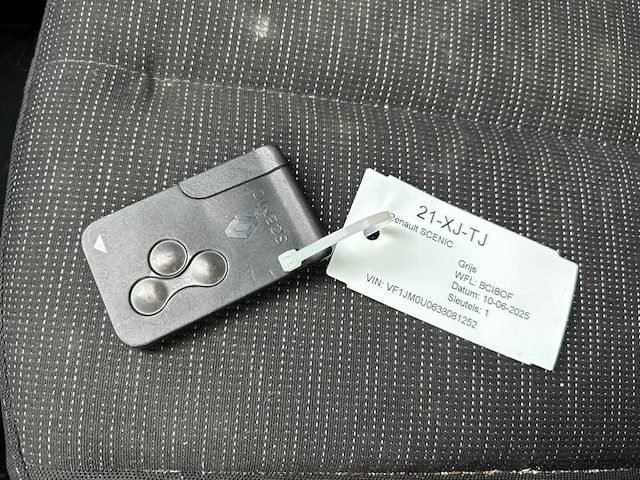 Renault scénic 2.0-16v dynamique 2007 | 21-xj-tj - afbeelding 17 van  19