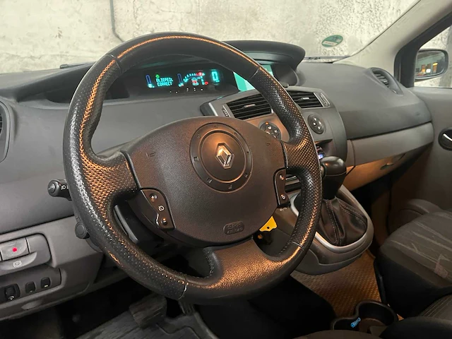 Renault scénic 2.0-16v tech line 135pk 2005 (origineel-nl), 06-rz-vr - afbeelding 14 van  31
