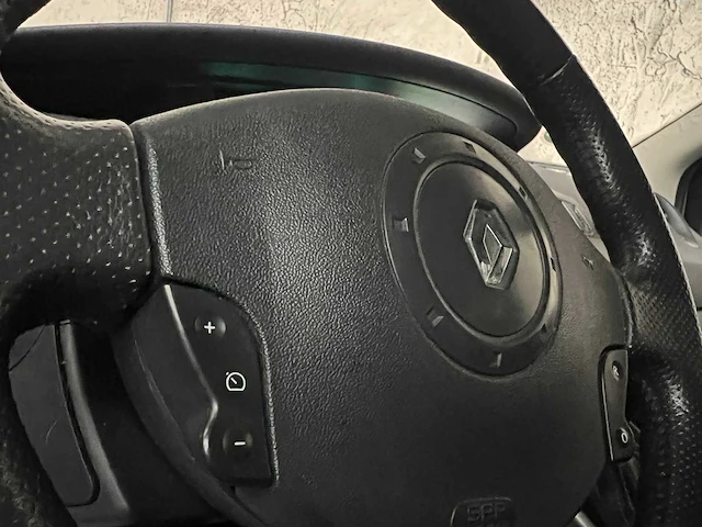 Renault scénic 2.0-16v tech line 135pk 2005 (origineel-nl), 06-rz-vr - afbeelding 19 van  31