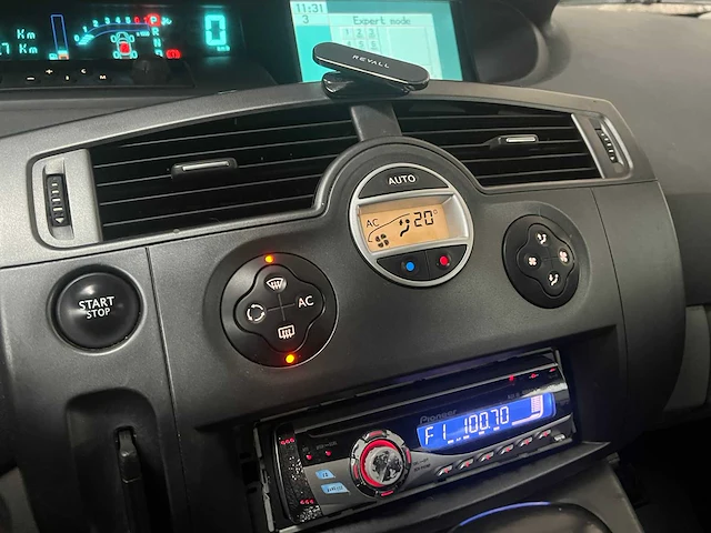 Renault scénic 2.0-16v tech line 135pk 2005 (origineel-nl), 06-rz-vr - afbeelding 25 van  31