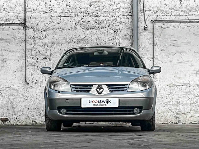 Renault scénic 2.0-16v tech line 135pk 2005 (origineel-nl), 06-rz-vr - afbeelding 4 van  31