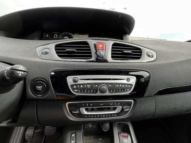 Renault scenic 3 1.5 dci bose edition fap 110, 2011 - afbeelding 2 van  35