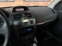 Renault sport megane rs type 2 phase ii 3-drs 2.0 turbo 224pk 2008 youngtimer - afbeelding 21 van  40