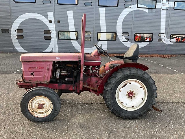 Renault super 7 smalspoor oldtimer tractor - afbeelding 10 van  17