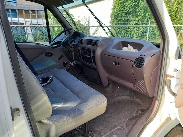 Renault t35 2.8dti l3h2 09-vh-gr - afbeelding 8 van  9