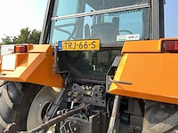 Renault temis 550x vierwielaangedreven landbouwtractor - afbeelding 20 van  27