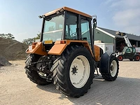 Renault temis 550x vierwielaangedreven landbouwtractor - afbeelding 21 van  27