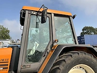 Renault temis 550x vierwielaangedreven landbouwtractor - afbeelding 24 van  27