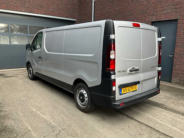 Renault trafic 1.6 dci 115 l2h1-3p-gesloten - bedrijfswagen - afbeelding 9 van  14