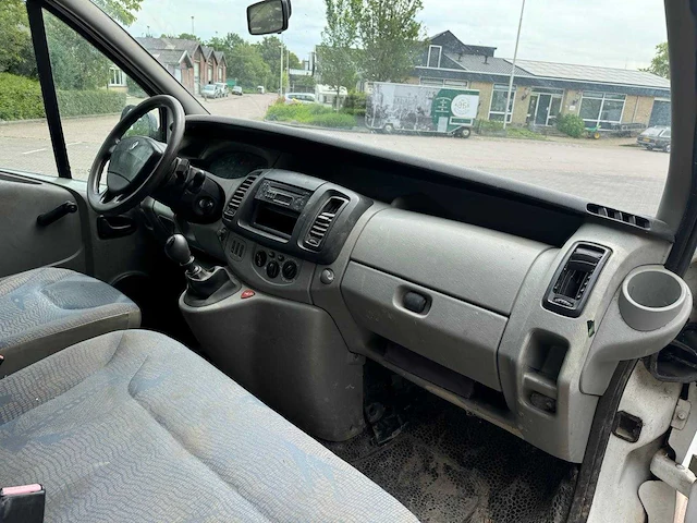Renault trafic 1.9 dci airco 79-bt-zb - afbeelding 16 van  17