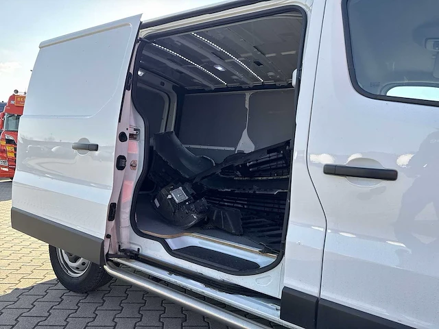 Renault trafic 2.0 dci t29 l1h1 comfort van | vpr-02-l - afbeelding 22 van  30