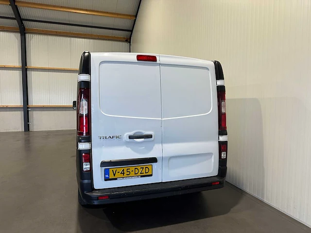 Renault trafic 2.0 dci t29 l2h1luxe v-45-dzd - afbeelding 13 van  18