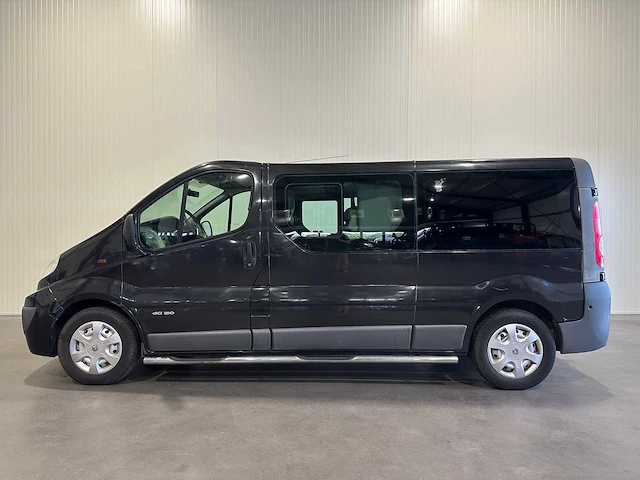 Renault trafic 2.5 dci t29 l2h1 dubbel cabine 89-vfk-7 - afbeelding 11 van  18