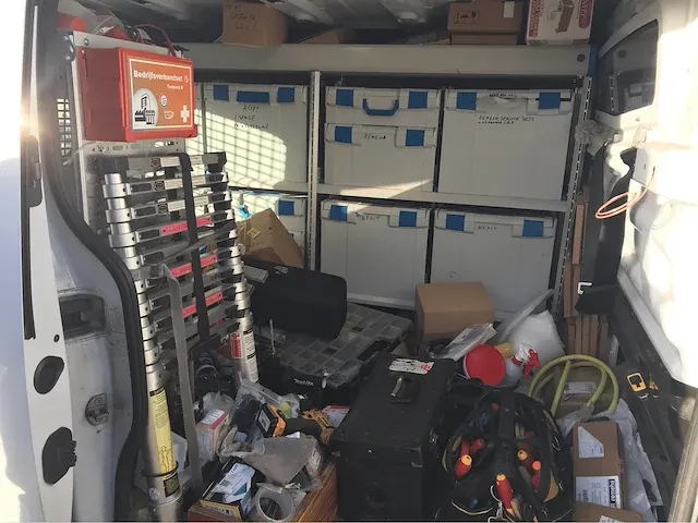 Renault trafic bedrijfswagen - afbeelding 2 van  14