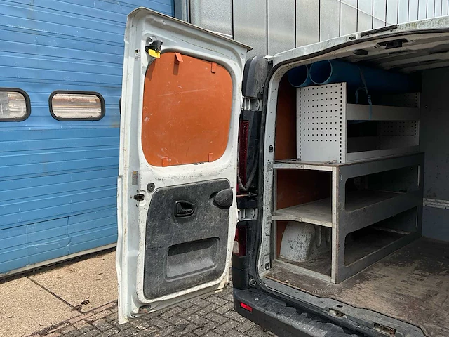 Renault trafic bedrijfswagen - afbeelding 20 van  28