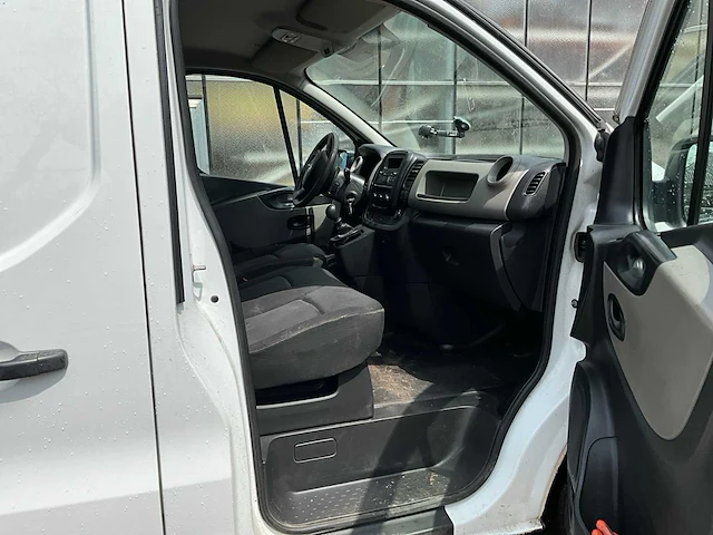 Renault trafic bedrijfswagen - afbeelding 27 van  28