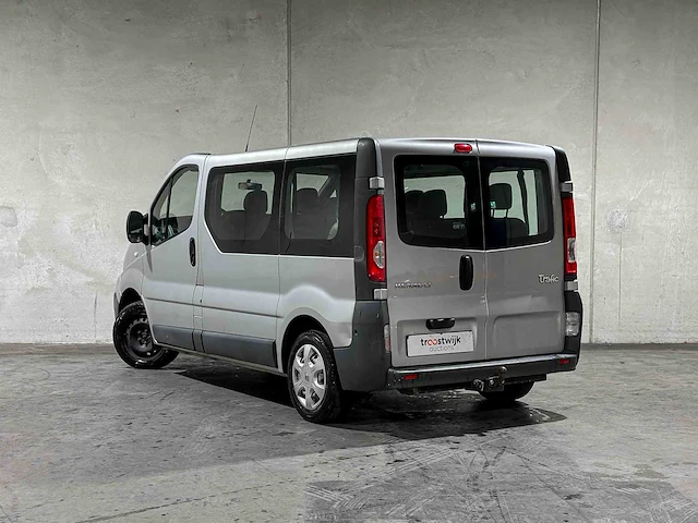 Renault trafic passenger 2.0 dci t27 authentique 9-persoons 90pk 2011, 53-rtv-9 - afbeelding 2 van  31