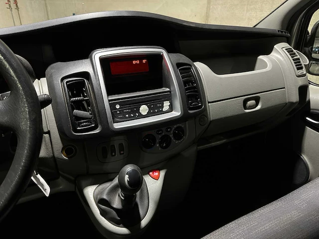 Renault trafic passenger 2.0 dci t27 authentique 9-persoons 90pk 2011, 53-rtv-9 - afbeelding 11 van  31