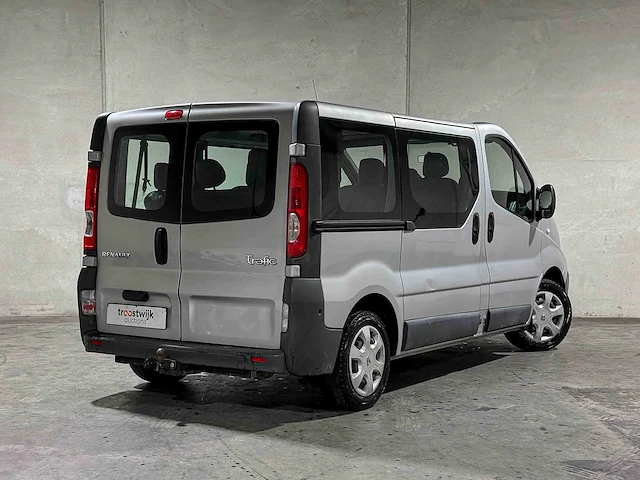 Renault trafic passenger 2.0 dci t27 authentique 9-persoons 90pk 2011, 53-rtv-9 - afbeelding 30 van  31