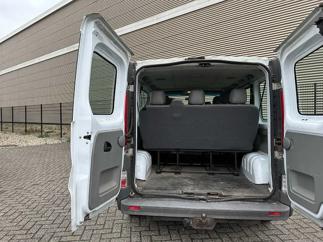 Renault trafic passenger 2.0 dci t27 expression eco 90pk 2012, 1-zbv-10 - afbeelding 17 van  32
