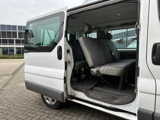 Renault trafic passenger 2.0 dci t27 expression eco 90pk 2012, 1-zbv-10 - afbeelding 19 van  32