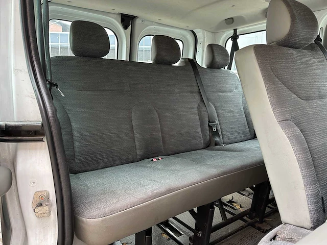 Renault trafic passenger 2.0 dci t27 expression eco 90pk 2012, 1-zbv-10 - afbeelding 21 van  32