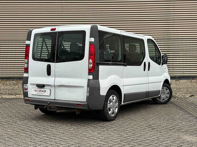 Renault trafic passenger 2.0 dci t27 expression eco 90pk 2012, 1-zbv-10 - afbeelding 30 van  32