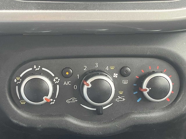 Renault twingo 1.0 sce limited 2022 | n-833-tv - afbeelding 16 van  21