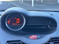 Renault twingo 1.2-16v authentique car 2010 | 69-lsg-1 - afbeelding 4 van  21