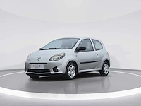 Renault twingo 1.2-16v authentique car 2010 | 82-ltg-1 - afbeelding 12 van  22
