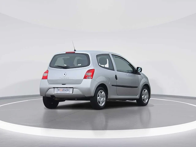 Renault twingo 1.2-16v authentique car 2010 | 82-ltg-1 - afbeelding 19 van  22