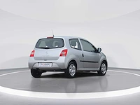 Renault twingo 1.2-16v authentique car 2010 | 82-ltg-1 - afbeelding 19 van  22