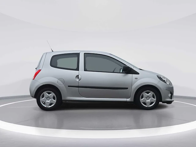 Renault twingo 1.2-16v authentique car 2010 | 82-ltg-1 - afbeelding 20 van  22