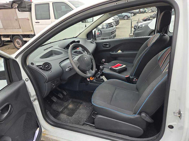 Renault twingo 1.2 16v collection, 2-kkx-69 - afbeelding 6 van  9