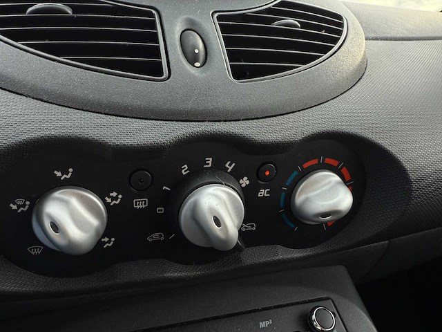 Renault twingo 1.2 16v collection , 6-ksp-95 - afbeelding 4 van  16