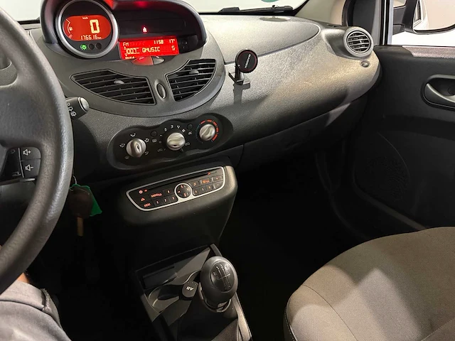 Renault twingo 1.2-16v collection, 88-skk-8 - afbeelding 2 van  12